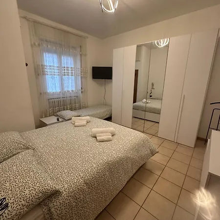 Elegant House By Mony - Free Wi-fi アパート *