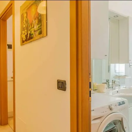 Elegant House By Mony - Free Wi-fi Apartment *