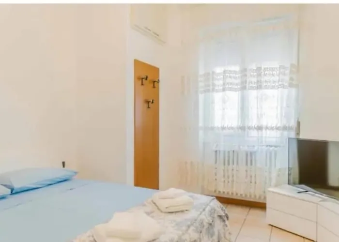 Elegant House By Mony - Free Wi-fi * Лекко